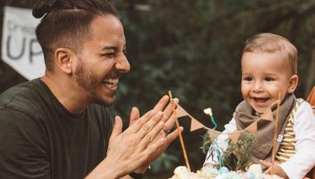 Junior Lima surpreende ao fazer revelação sobre o filho de 1 ano