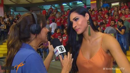 Após desmaio ao vivo, Jaqueline nega que esteja grávida