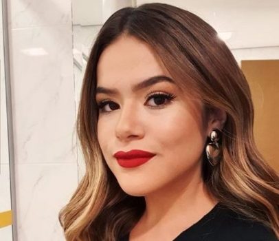 Maisa Silva revela como treinou para dar primeiro beijo