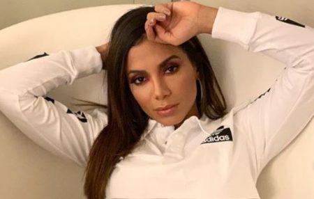 Ex-namorado de Anitta lamenta morte de Afonso, cachorro da cantora