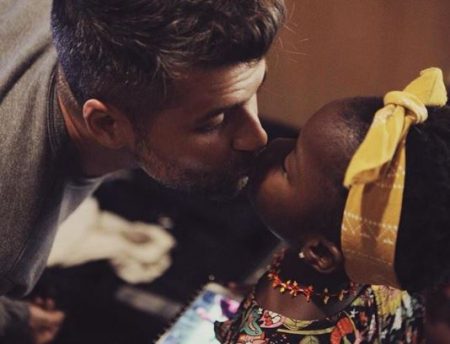 Bruno Gagliasso compartilha foto fofa da filha e encanta seguidores