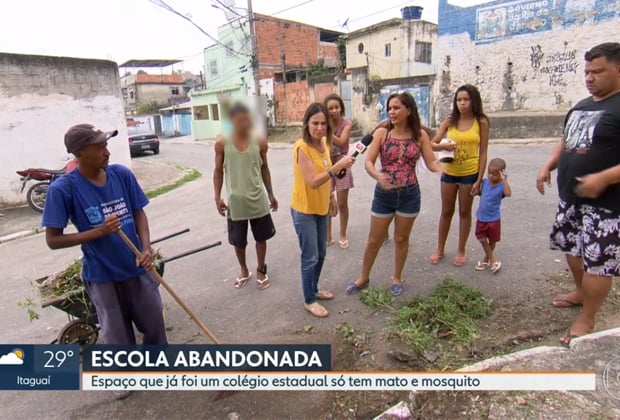 Homem com tornozeleira eletrônica aparece em telejornal da Globo