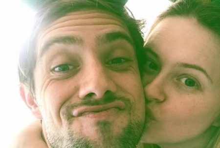 Rafael Cardoso e esposa exibem tatuagens iguais