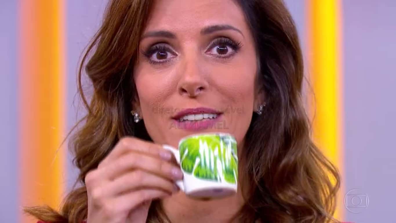 No “Hora Um”, Monalisa Perrone prova café exótico e reação impressiona