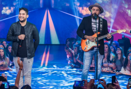 Conta de Jorge e Mateus no Instagram fica inativa e fãs entram em desespero