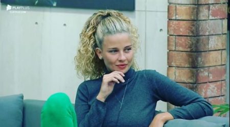 Cachorro de Debby Lagranha morre e família decide não avisá-la no “Power Couple”
