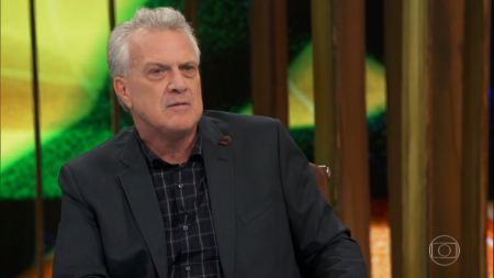 Foco no esporte e participação de Galvão Bueno derrubam “Conversa com Bial”