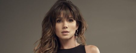 Sem Luan, Paula Fernandes leva público ao delírio com “Shallow Now”