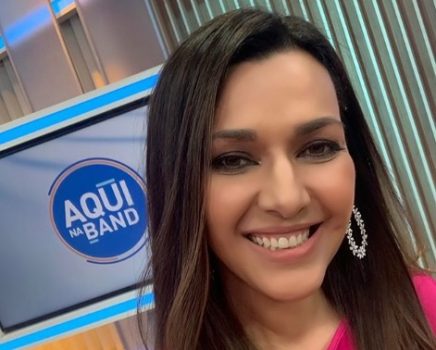 Veruska Seibel reúne quase 100 crianças em cinema para aniversário da filha