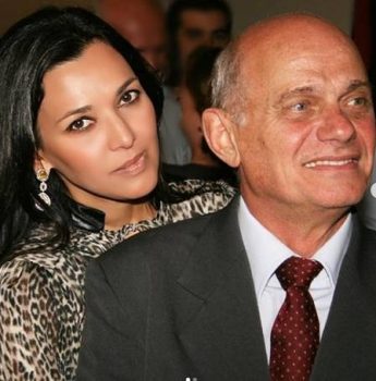 Veruska Seibel vira caricatura ao lado de Ricardo Boechat