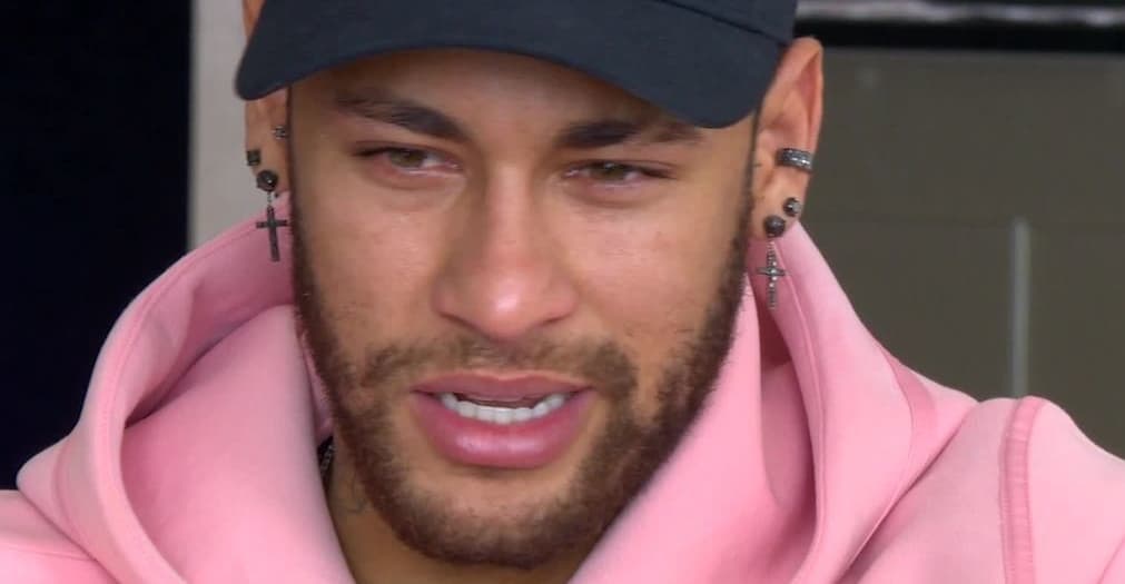 Neymar descobre que teve o sexo filmado pela mulher que o acusa