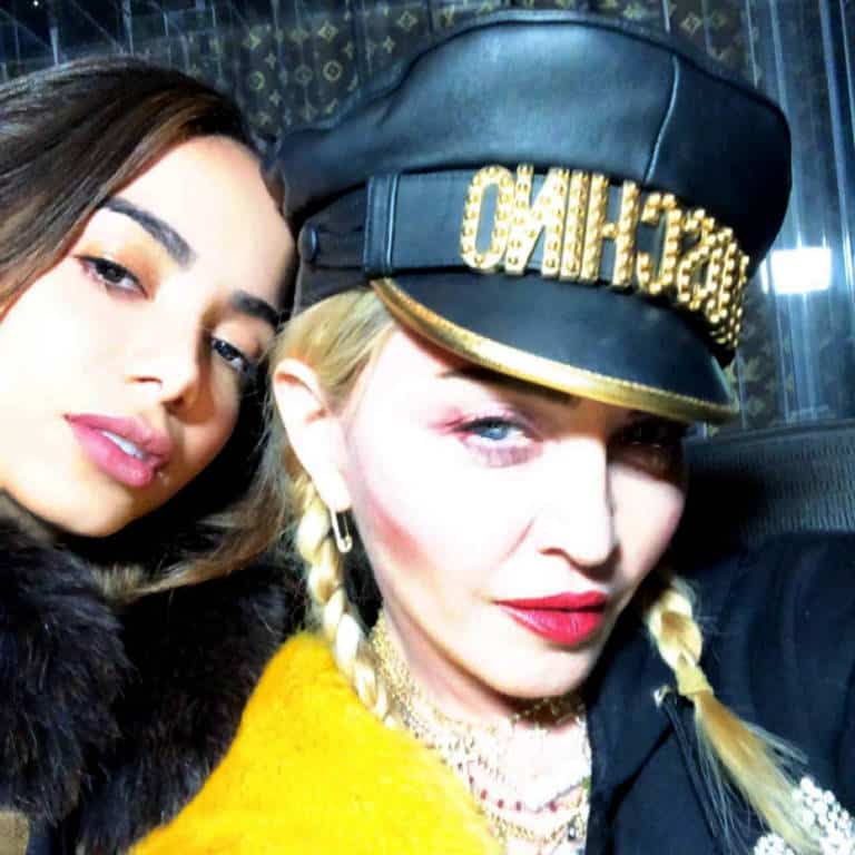 Vaza trecho da música “Faz Gostoso”, parceria entre Anitta e Madonna