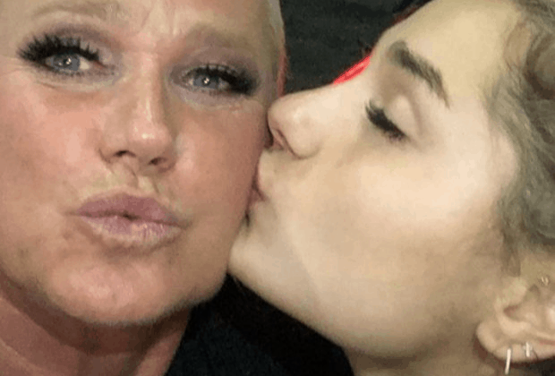 Xuxa visita Sasha em Nova York e aproveita para curtir anonimato