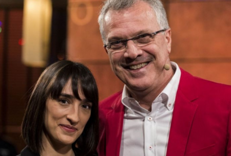 Esposa de Pedro Bial, Maria Prata posta foto raríssima da filha com visual estiloso