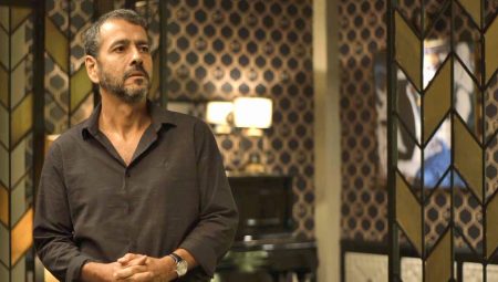 “A Dona do Pedaço”: Jô e Régis criam situação para afastar Maria da Paz e Amadeu