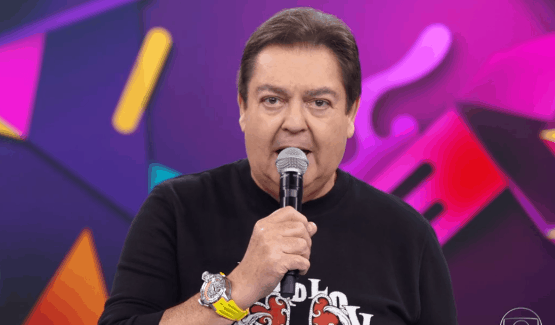 Faustão usa camiseta caríssima na Globo e valor deixa os fãs em choque