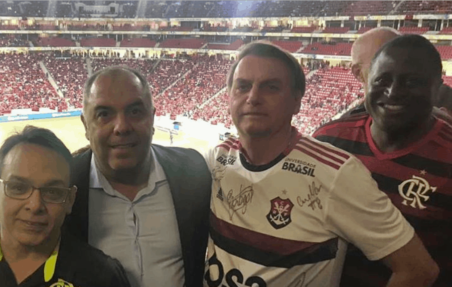 Flamengo posta foto com Bolsonaro e mais um ator da Globo se revolta