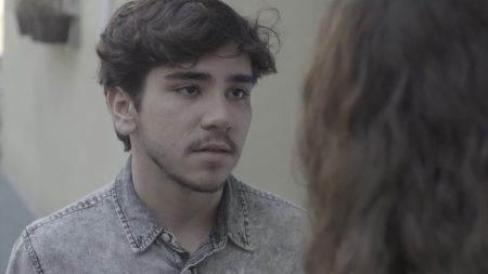 “Malhação”: Tadeu coloca Rita contra a parede ao falar sobre Nina