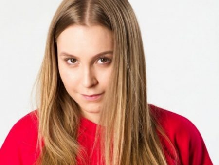 Carla Diaz revela reclusão para viver Suzane von Richthofen nos cinemas