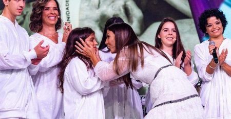 Ivete Sangalo emociona seguidores com declaração para filho