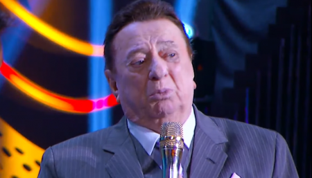 Cantor gospel se assume gay no “Programa Raul Gil” e decide “se reprimir”