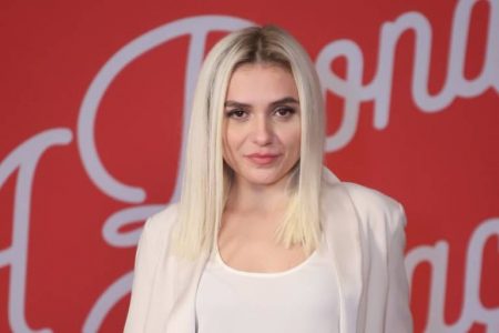 Monica Iozzi confessa que acha sua personagem insuportável