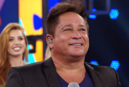 Leonardo tasca beijo na boca de outro homem e é alvo de críticas