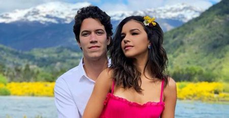 Após boatos de separação, Mariana Rios e noivo surgem juntos em festa
