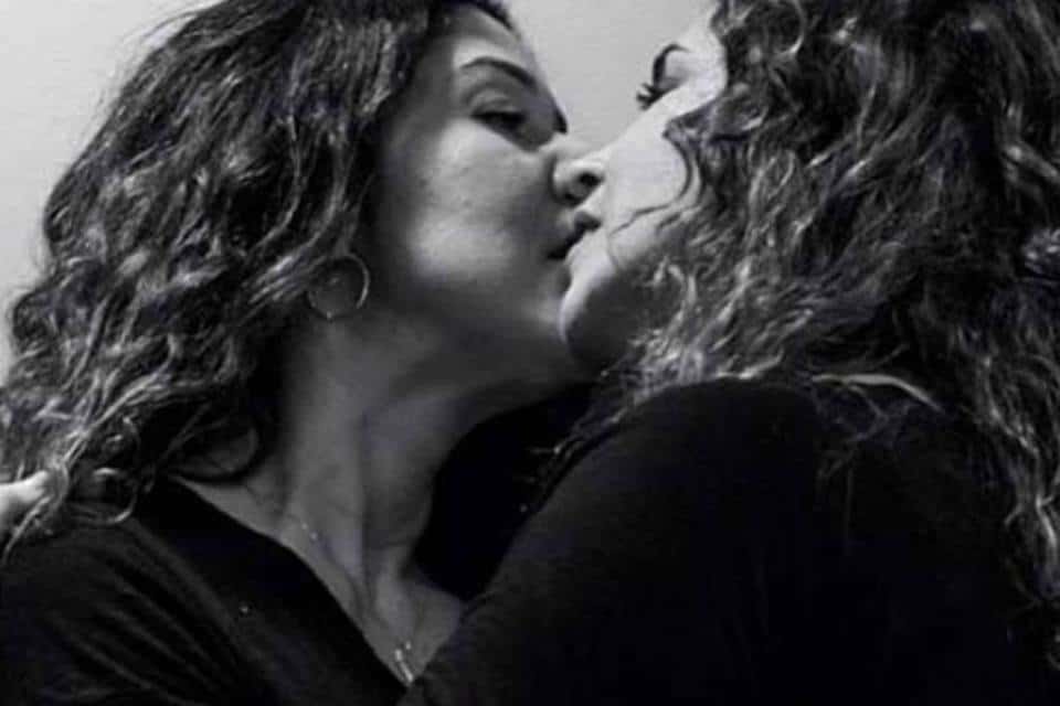 Daniela Mercury protagoniza beijão pela diversidade em Nova York
