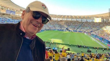 Em último registro, Paulo Henrique Amorim aparece no Maracanã