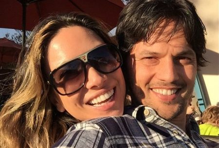 Patrícia Abravanel surpreende ao dizer que deu o golpe da barriga no marido