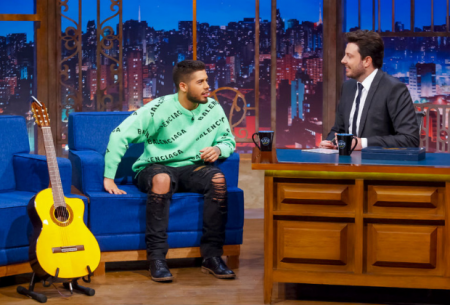 “The Noite” com Danilo Gentili, do SBT, vence série da Globo
