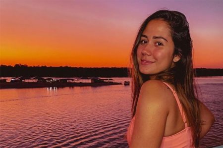 Apresentadora causa ao comparar mudança no Instagram com abolição