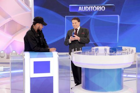 Silvio Santos pressiona e Neymar abre o jogo sobre beijo em Anitta