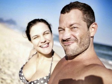 Esposa de Malvino Salvador revela casamento em Fernando de Noronha