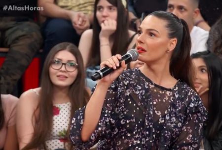Isis Valverde fica chocada com revelação de rapaz no “Altas Horas”