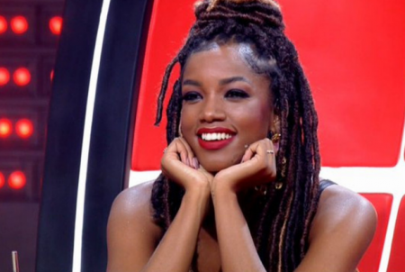 Com Iza, “The Voice Brasil” emplaca 2ª melhor estreia