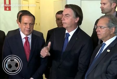 “Fantástico” ironiza Bolsonaro e diz que ele pode pedir música após “fugidinhas”