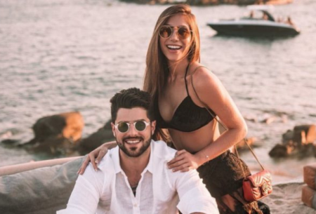 Grávida, esposa de Alok posa de biquíni e seguidores questionam “falta de barriga”
