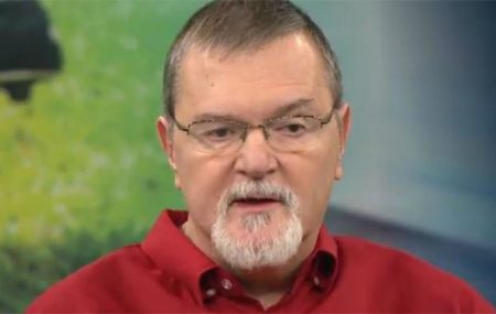 Chico Lang lamenta morte do filho viciado em crack