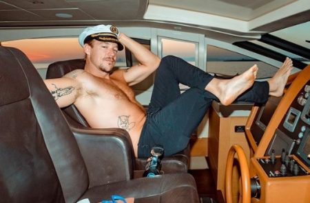 Diplo enfrenta problema durante voo e faz revelação sobre sexualidade