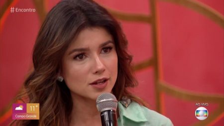 Paula Fernandes choca fãs ao relembrar vontade de suicídio