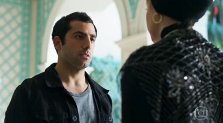 “Órfãos da Terra”: Fauze tenta aconselhar Dalila a desistir de vingança