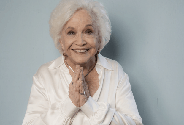 Aos 90 anos, Nathalia Timberg fala sobre nova geração de atores e política