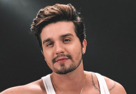 Luan Santana chama a atenção ao mostrar momento íntimo de beleza