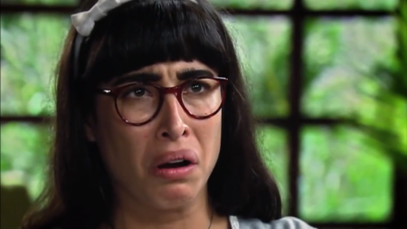 “Bela, a Feia” fica bonita e faz Record crescer na audiência