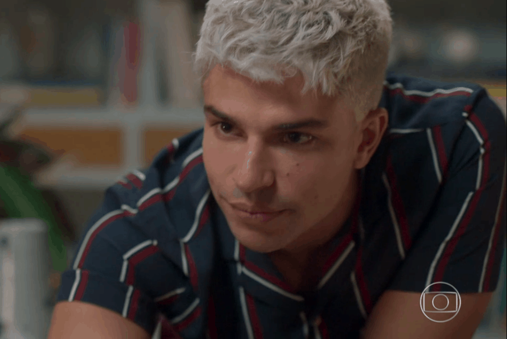 Diego Montez estreia na Globo e protagoniza beijo gay em novela