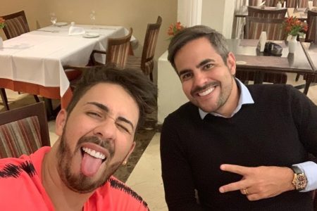 Carlinhos Maia desmente briga com Kaká Diniz e abre própria agência
