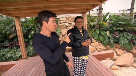 Rodrigo Faro mostra mansão com ilhas artificiais para Geraldo Luís
