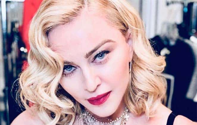 Madonna quebra quarentena para ir a aniversário e é criticada